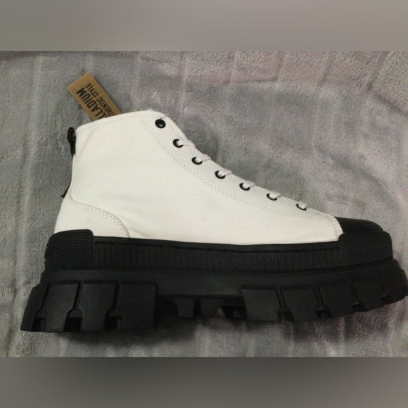 Palladium Women’s Revolt HI TX Platform Canvas Star White Boots Size 7.5 - Picture 8 of 12